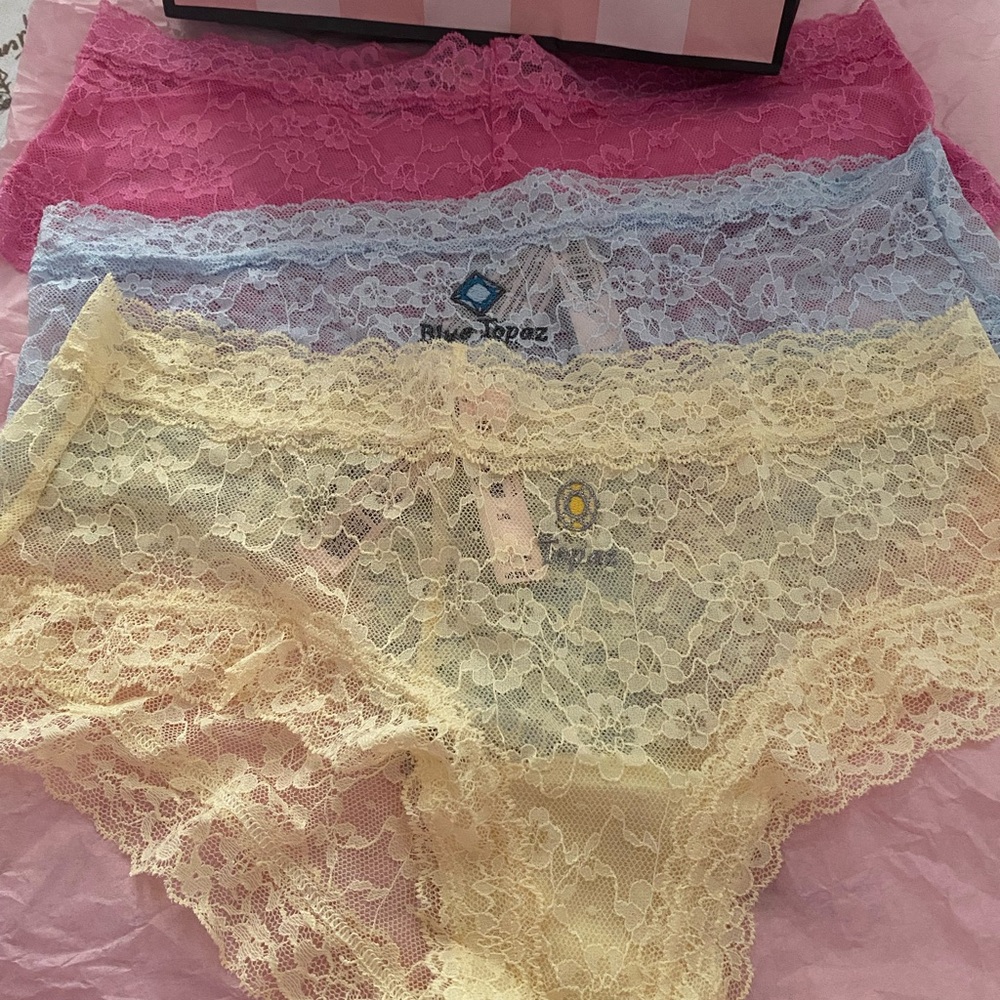 New 3 PACK Victoria’s Secret Cheeky Lace Panties Underwear Women Size L